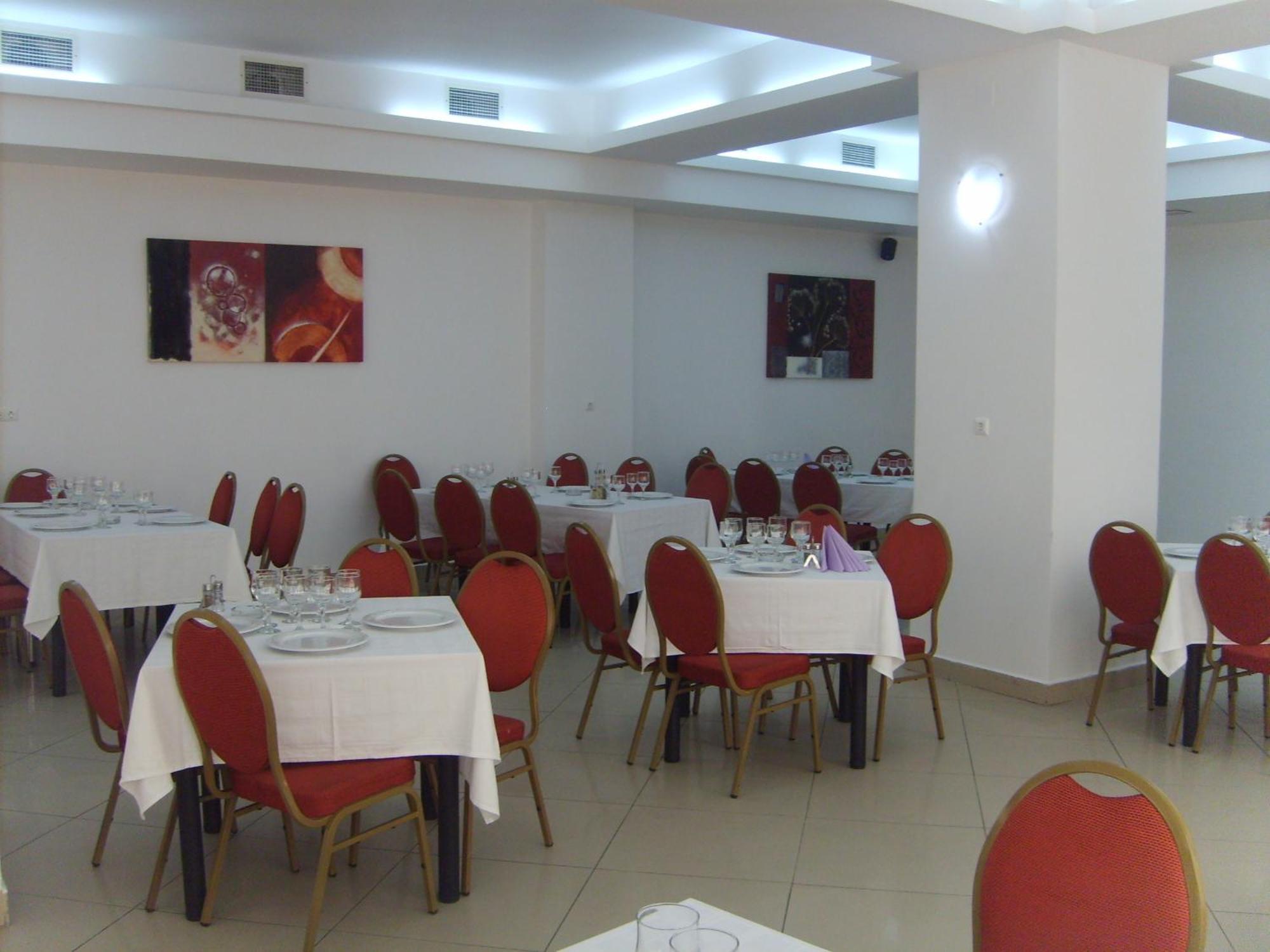 Hotel Flormang Craiova Restaurant foto
